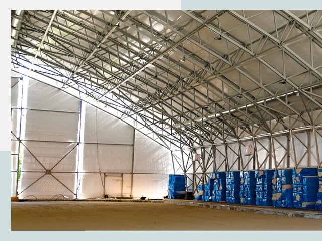 Строительство крытых катков в Карасук