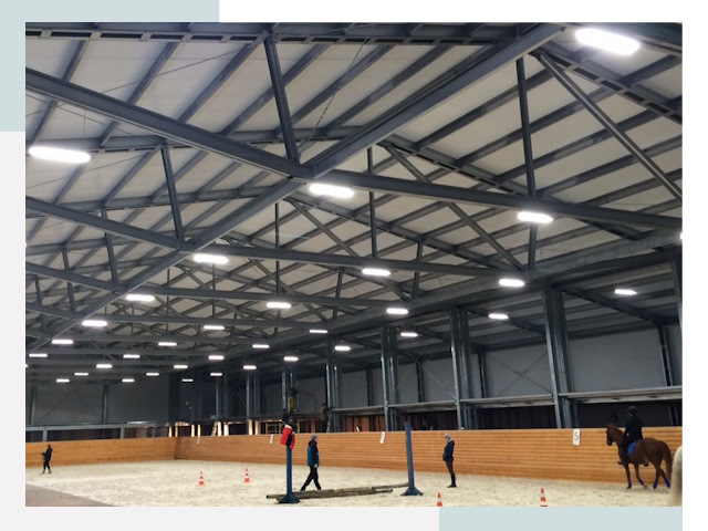 Строительство конных манежей от 609 руб в Карасук