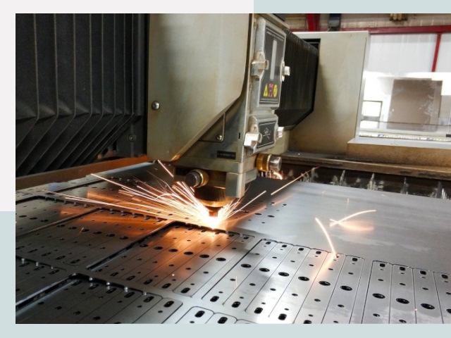 Лазерная резка металла в Карасук от 609 руб.
